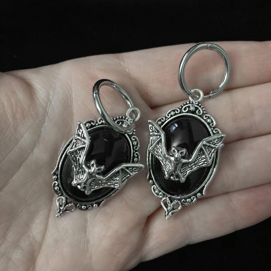 Brincos de morcego vampiro, jo - Women'S Victorian Accessories avaliação e preço