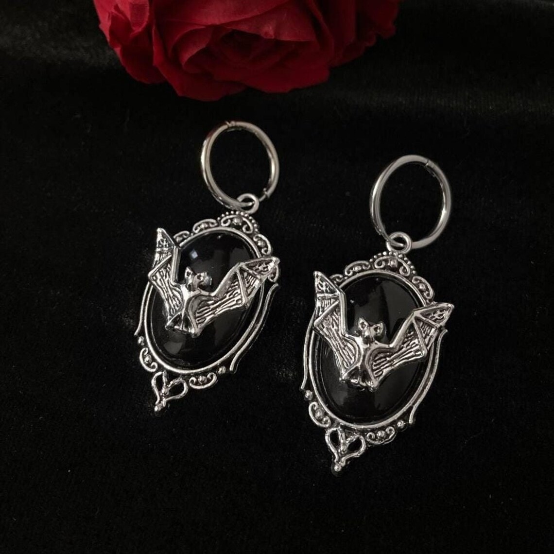 Brincos de morcego vampiro, jo - Women'S Victorian Accessories avaliação e preço